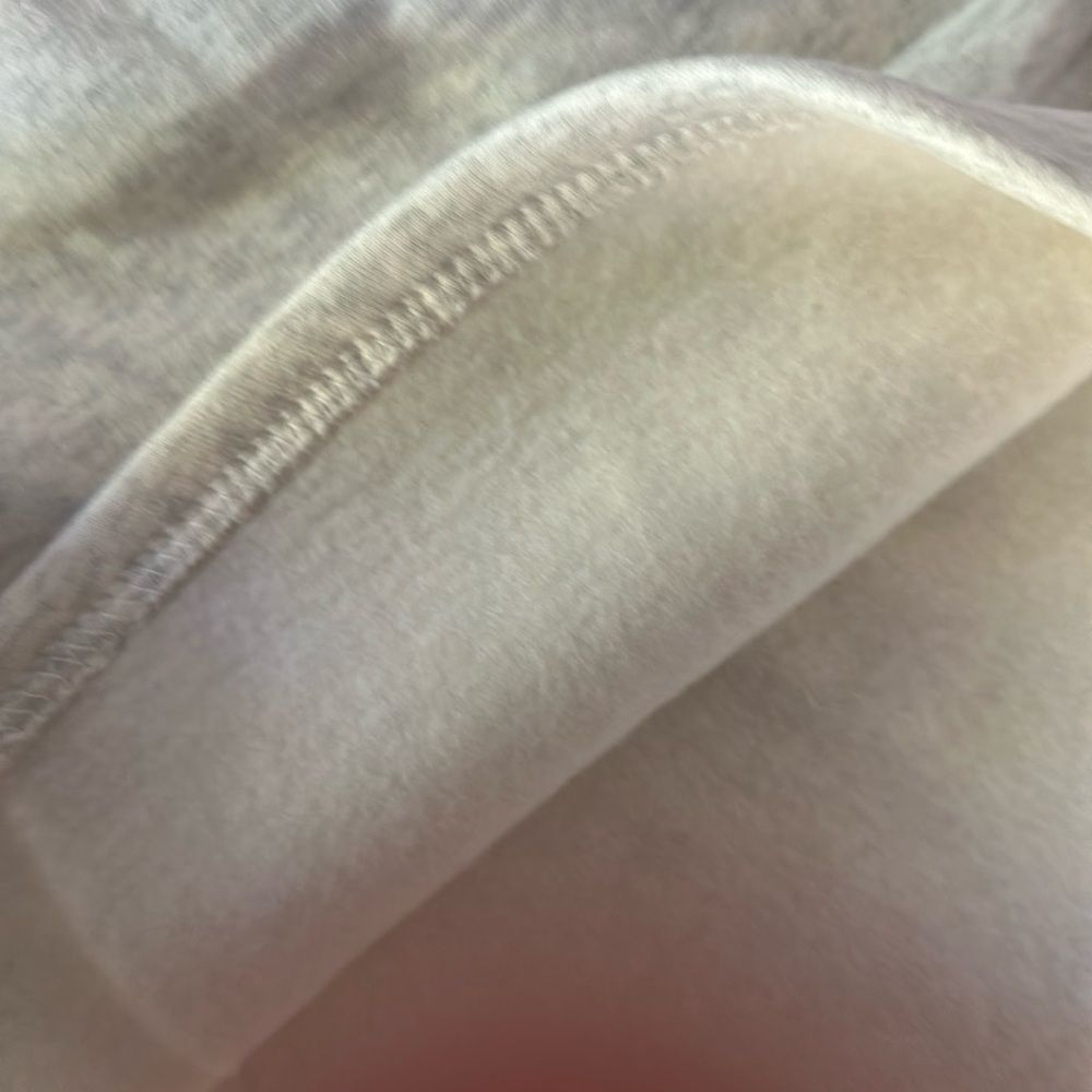 MESHKI Taylor Unisex Cosy Long short - Color Snow Marle - NEW with tag - Picture 3 of 4